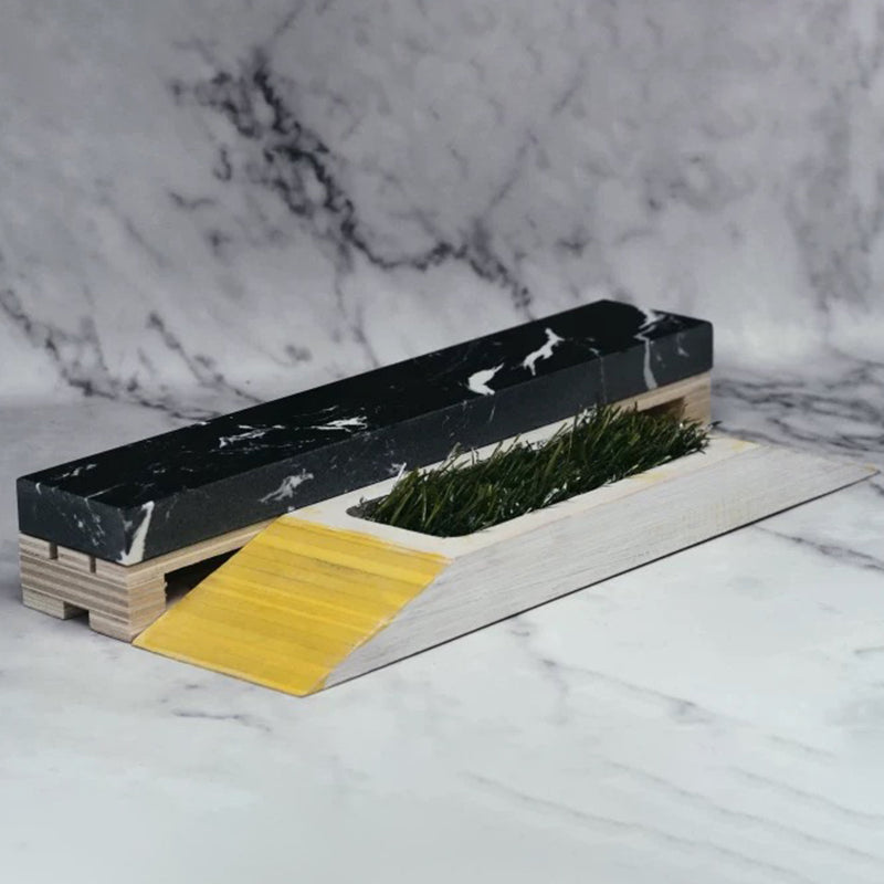 Marble-Topped Planter Ramp Fingerboard Setup