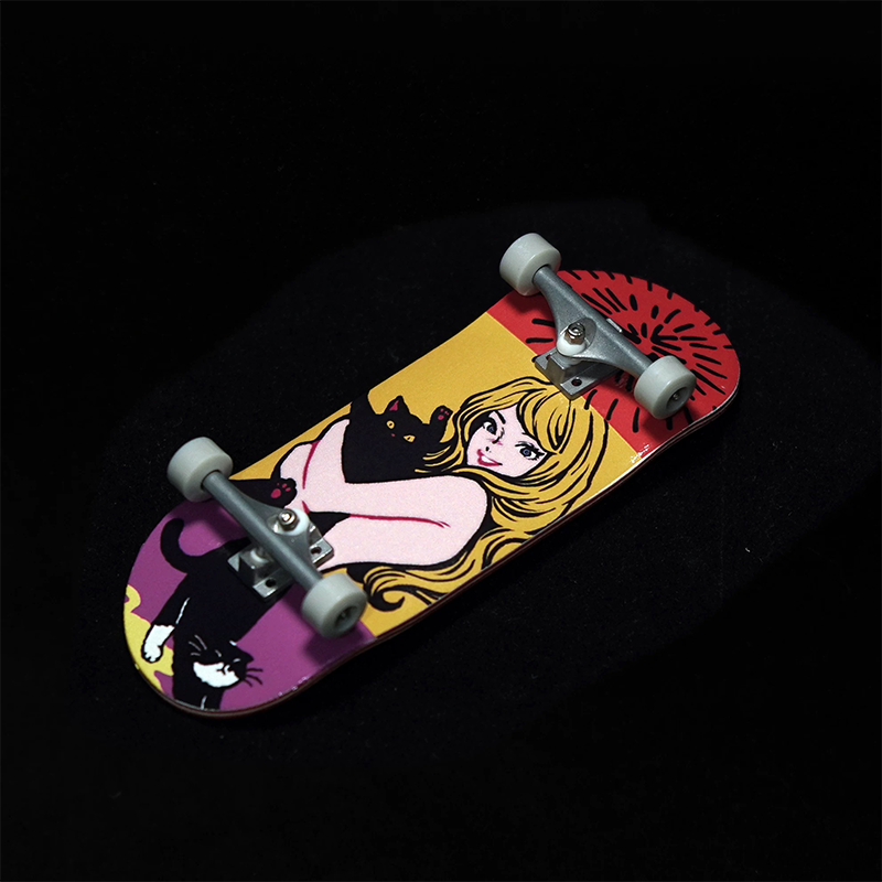 Blonde & Cats Complete Fingerboard